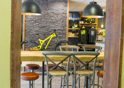 Bike And Py à Lourdes dans les Pyrénées - Shop Commencal