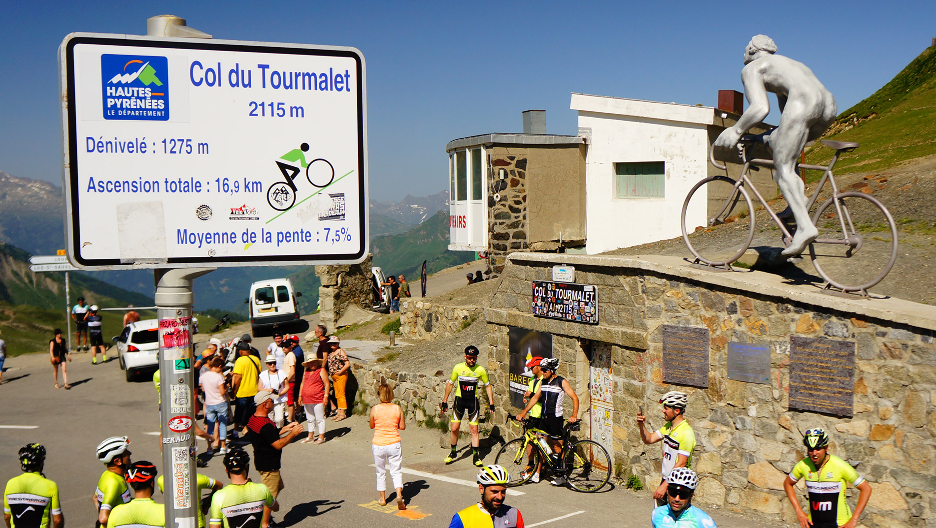 Bike and Py, séjours vélo dans les Pyrénées. Location de vélo, vélo électrique et vtt