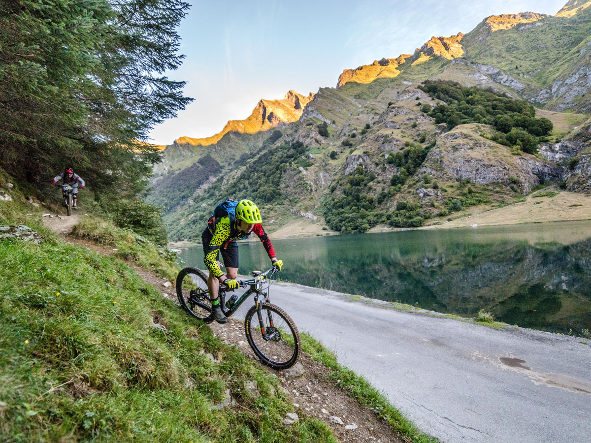 pyrenees cycling tours