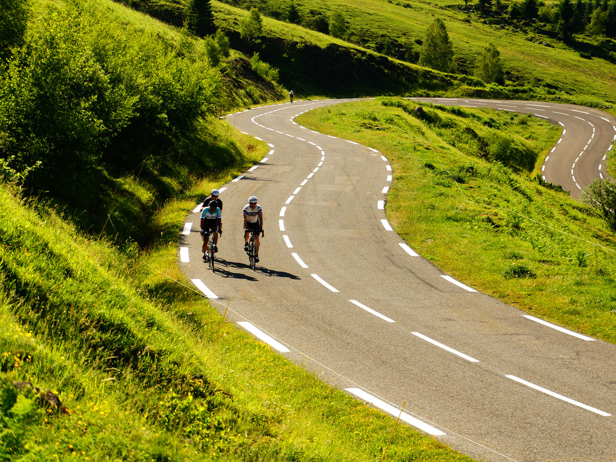 pyrenees cycling tours